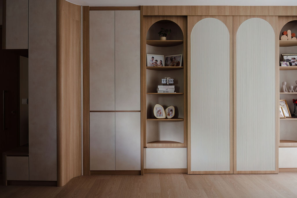 2 Woodleigh Close — Condo Interior Design