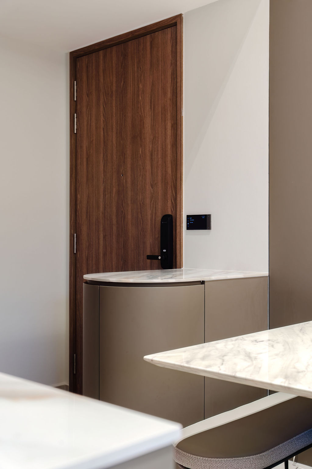 37 Yishun Close — Condo Interior Design
