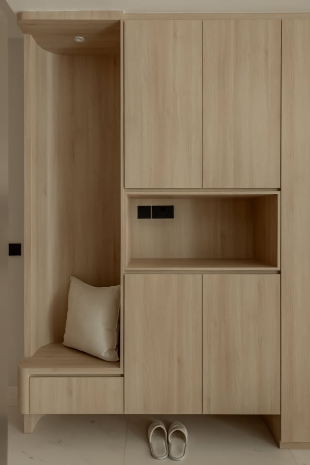 8 Keng Chin Road, Cyan — Condo Interior Design